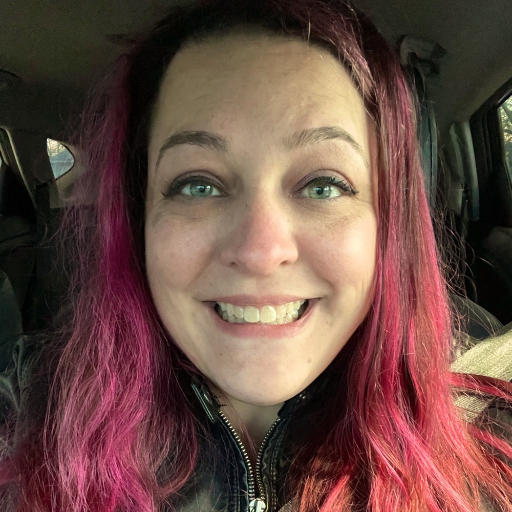 Meet your Posher, Stephanie